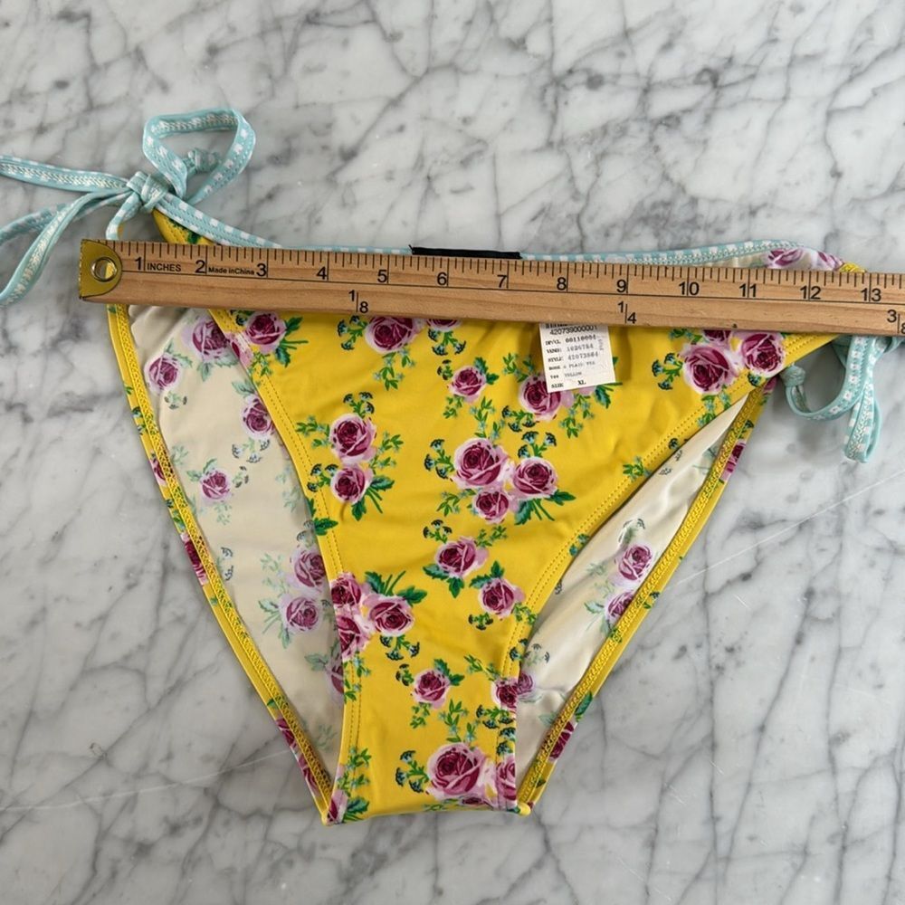 NWT Wetseal Multicolored Rose Plaid Tie String Bikini Bottom XL - Picture 4 of 6